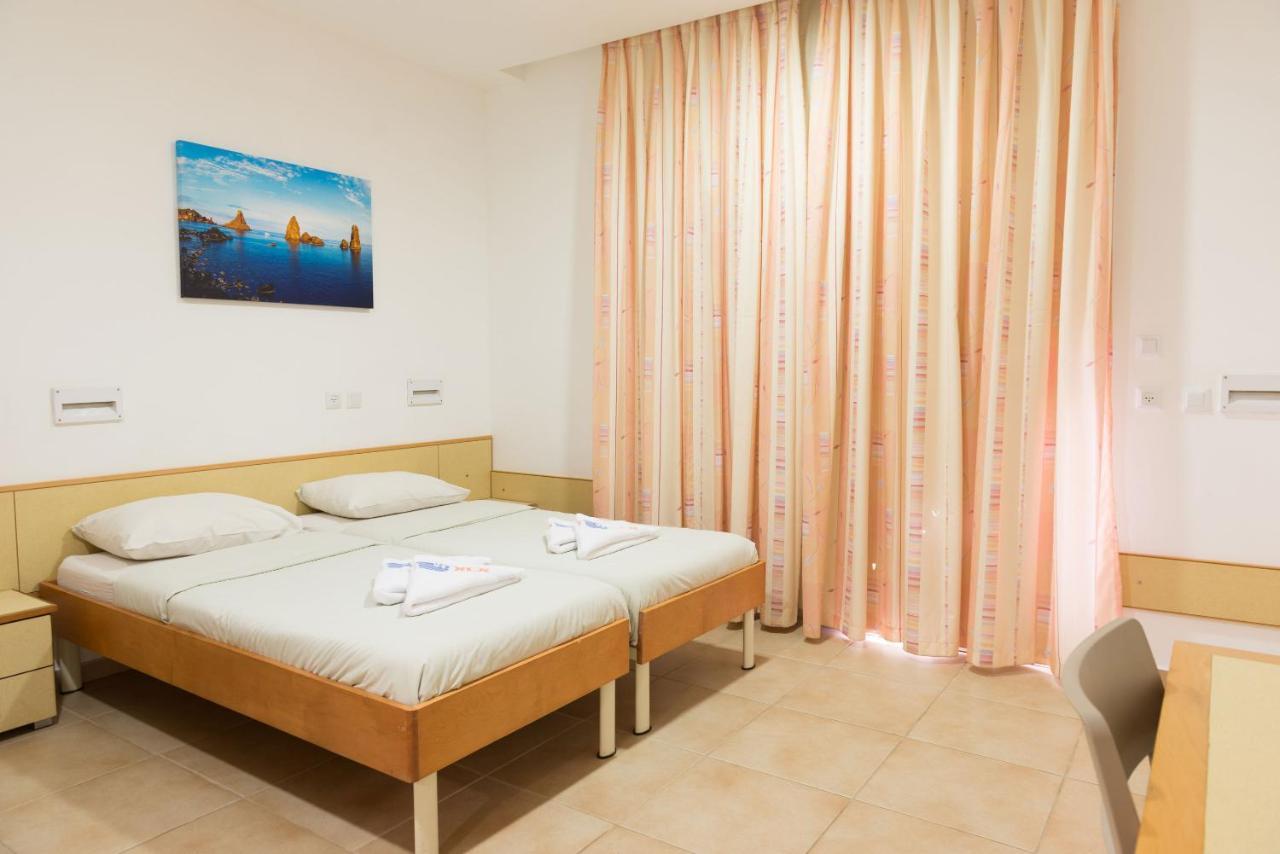 Hi - Ein Gedi Hostel Εξωτερικό φωτογραφία